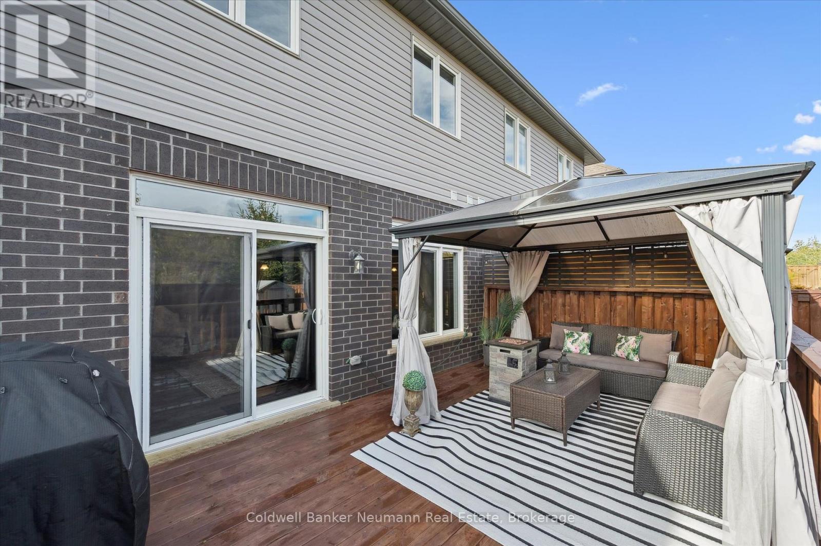 84 Cutting Drive, Centre Wellington, Ontario  N0B 1S0 - Photo 45 - X12561740