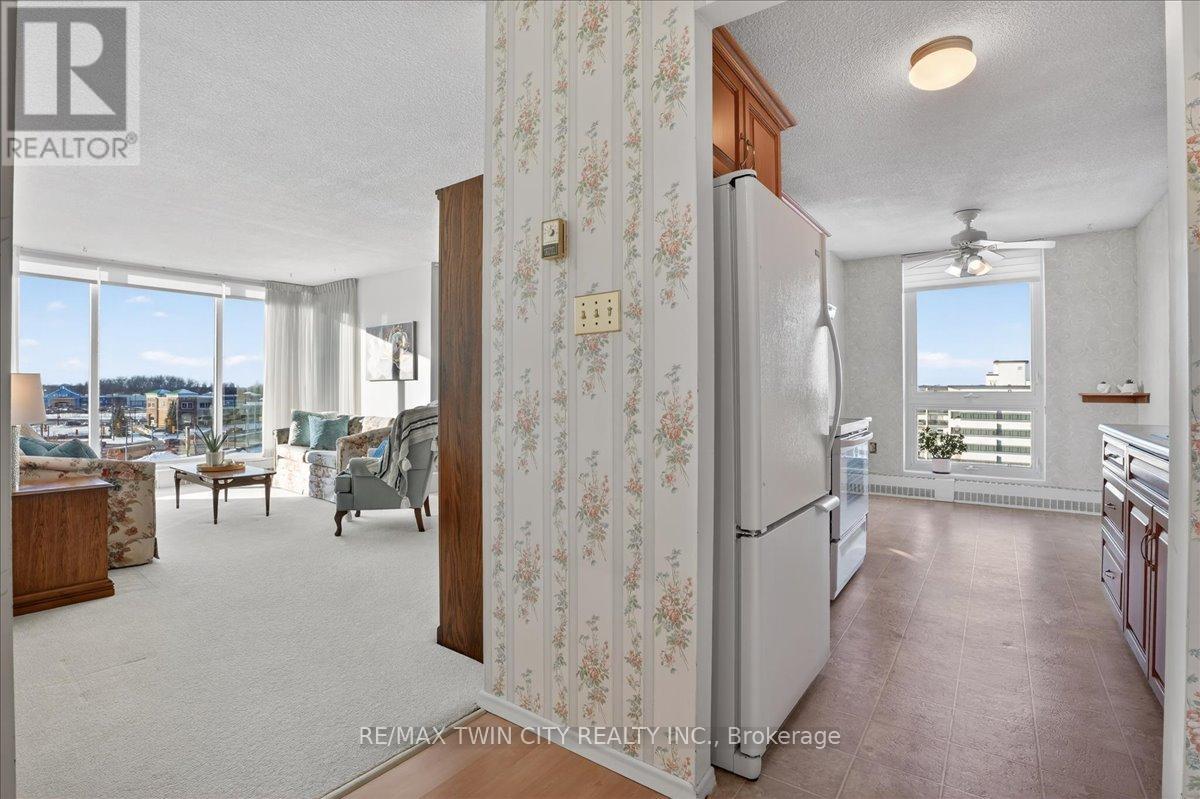 706 - 19 Woodlawn Road E, Guelph, Ontario  N1H 7B1 - Photo 5 - X12630650