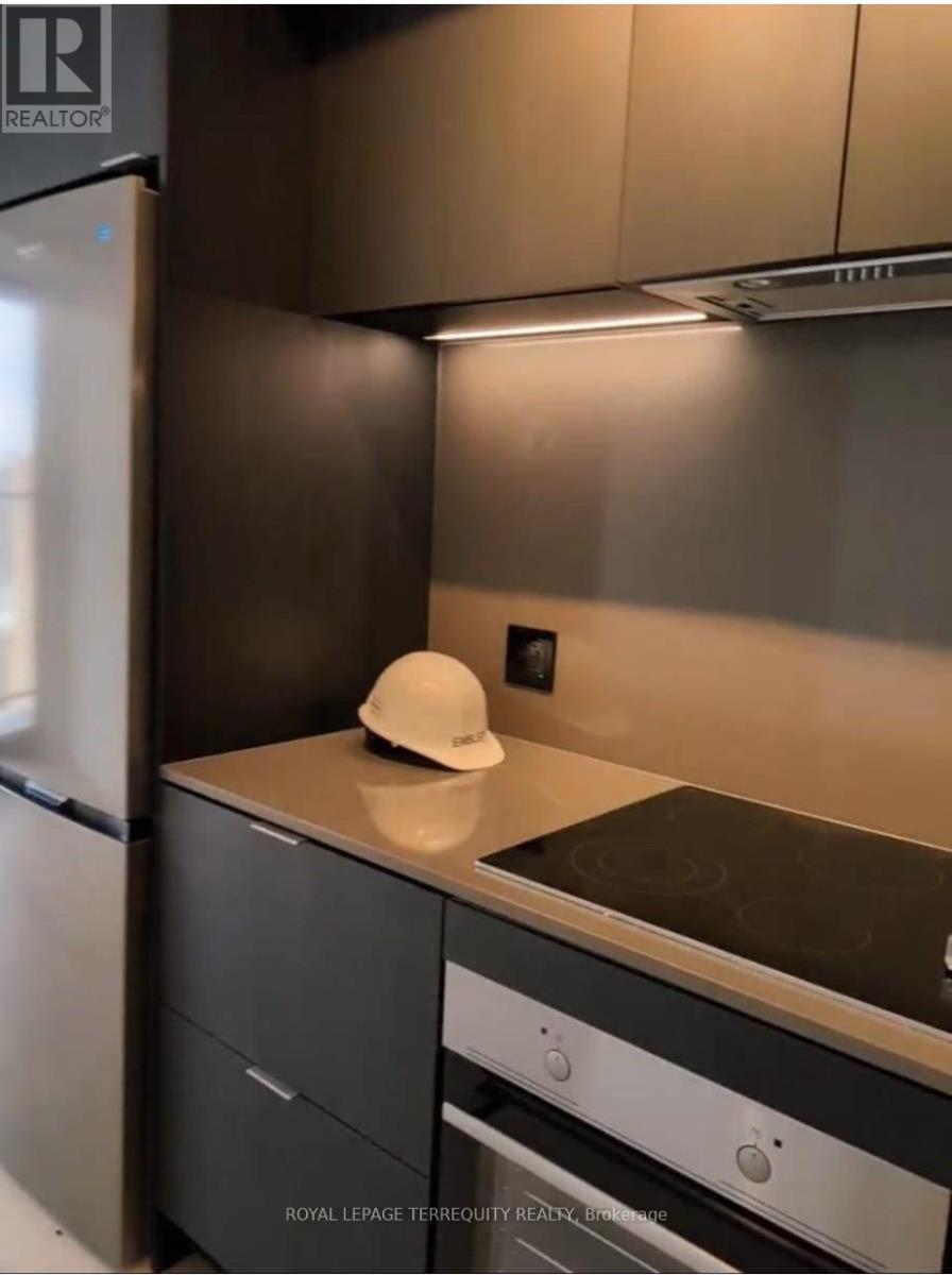 825 - 1 Jarvis Street, Hamilton, Ontario  L8R 3J2 - Photo 6 - X12630654