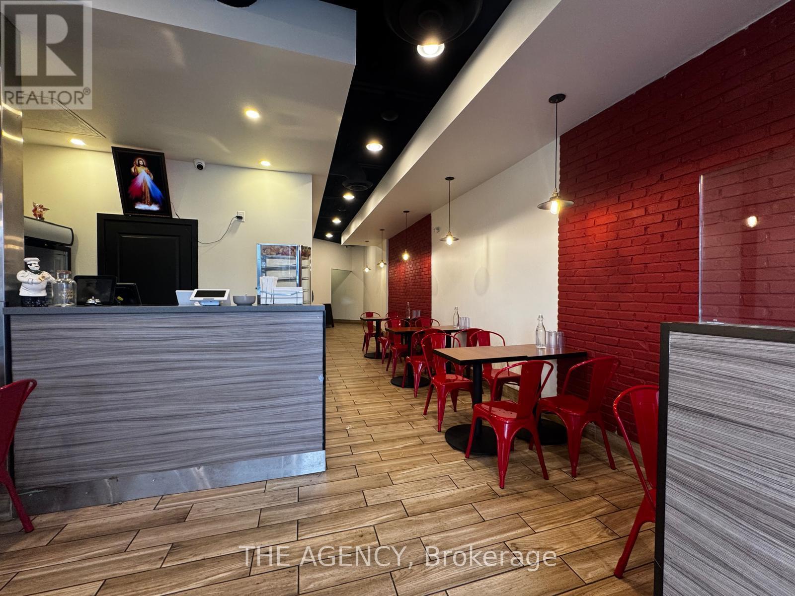 A-5 - 185 King George Road, Brantford, Ontario  N3R 7R9 - Photo 2 - X12630680