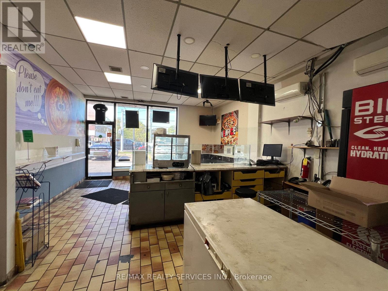 243 Wharncliffe Road N, London North (North N), Ontario  N6H 2B9 - Photo 15 - X12630710