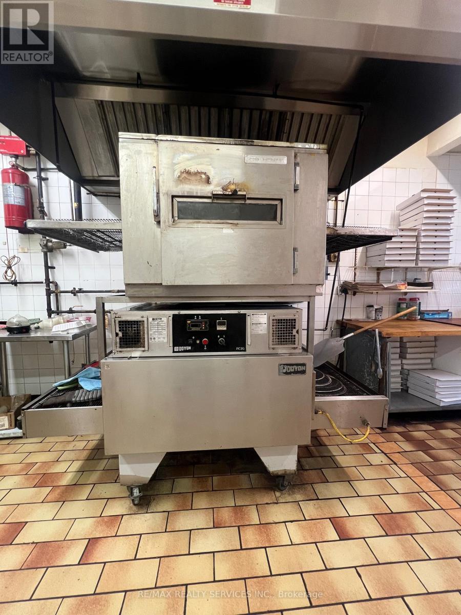 243 Wharncliffe Road N, London North (North N), Ontario  N6H 2B9 - Photo 19 - X12630710