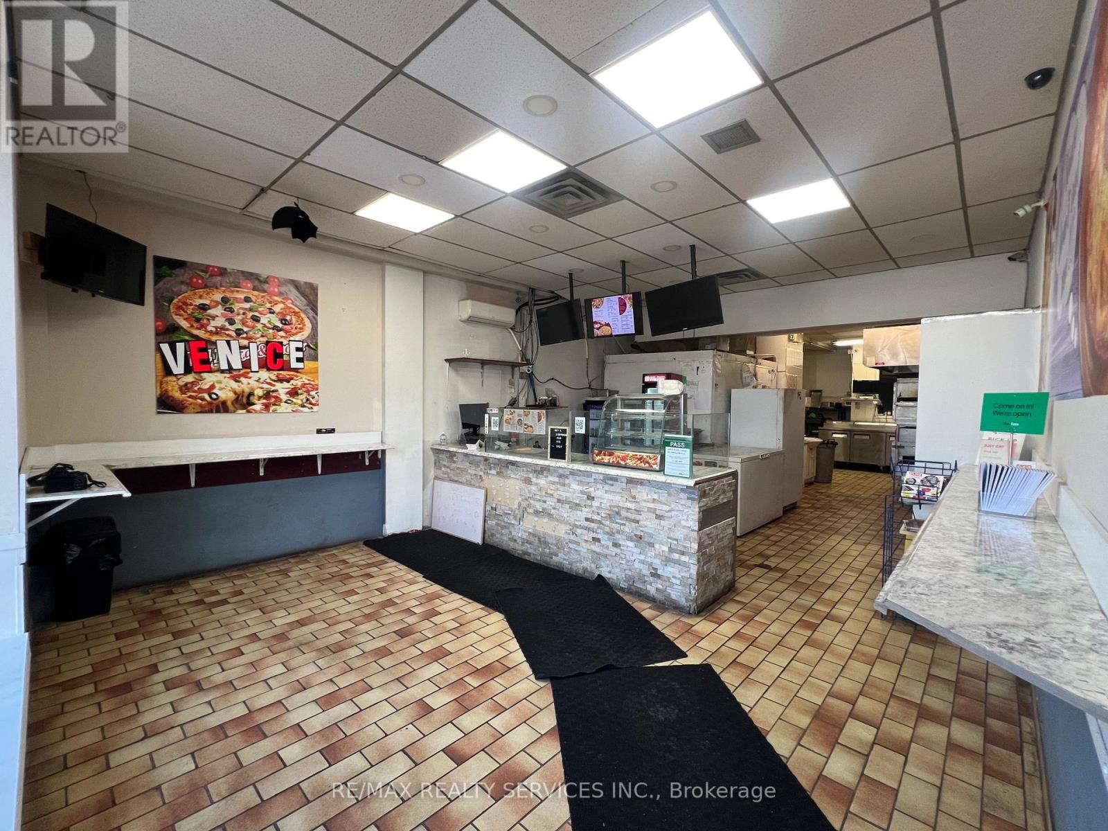 243 Wharncliffe Road N, London North (North N), Ontario  N6H 2B9 - Photo 6 - X12630710