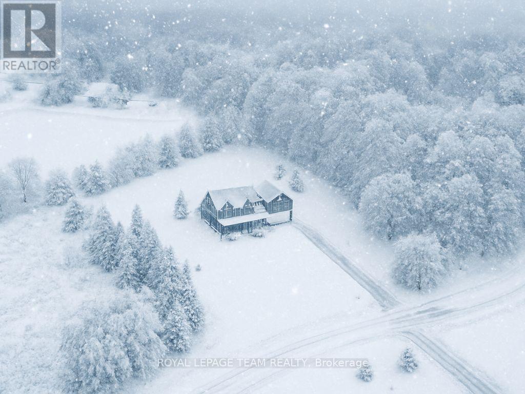 117 Lady Lochead Lane, Ottawa, Ontario  K0A 1L0 - Photo 32 - X12475355