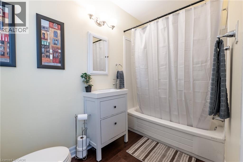 4475 First Avenue, Niagara Falls, Ontario  L2E 4G1 - Photo 16 - 40793698