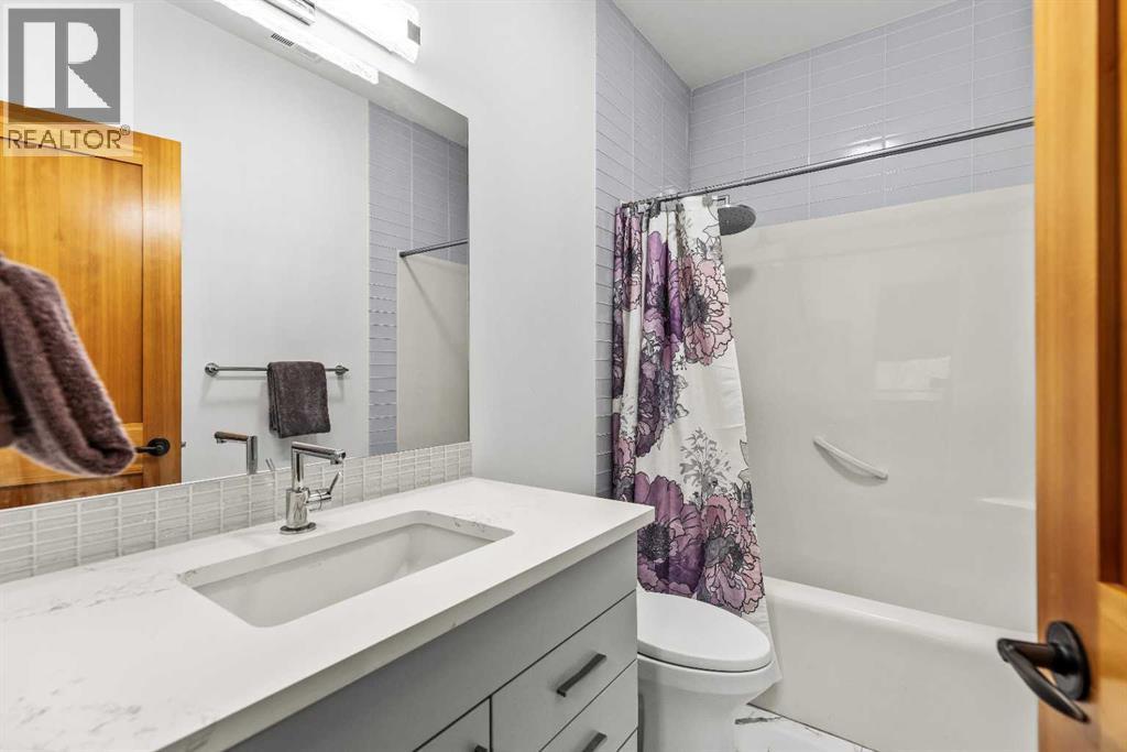2, 101 Armstrong Place, Canmore, Alberta T1W 3M2 - Photo 40 - A2273038
