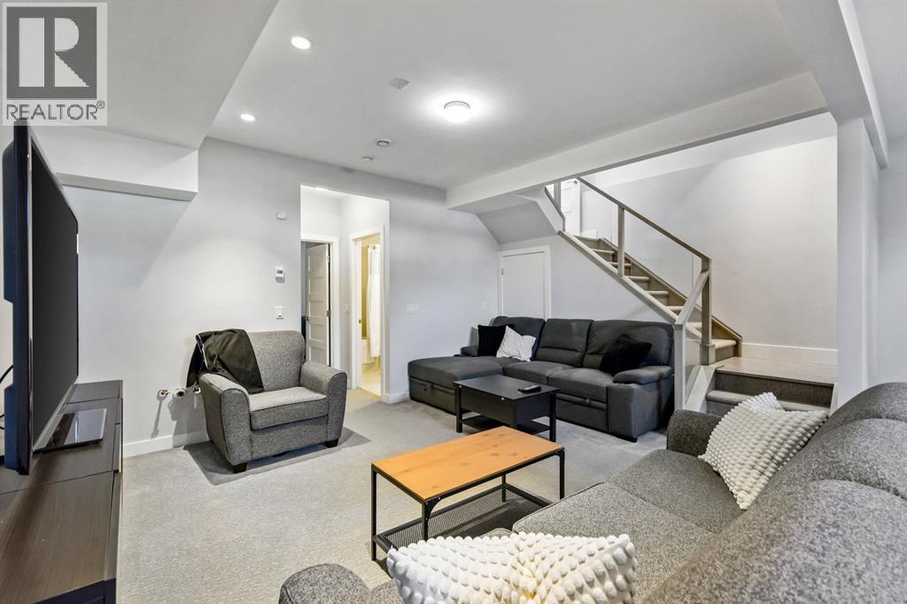 2419 22 Street Nw, Calgary, Alberta  T2M 3W7 - Photo 35 - A2271672