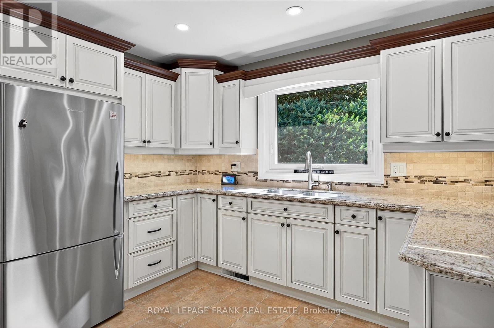 1162 Summit Drive, Peterborough, Ontario  K9J 8A7 - Photo 13 - X12517392