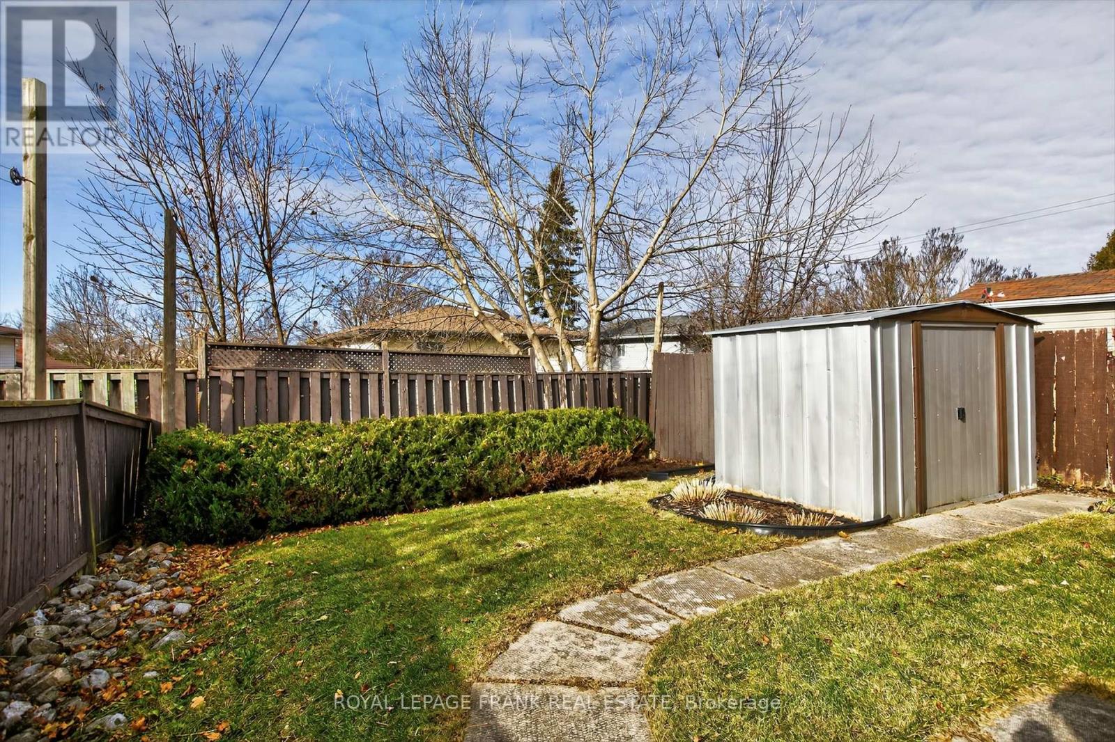 547 Crystal Drive, Peterborough, Ontario  K9J 8H7 - Photo 32 - X12558216