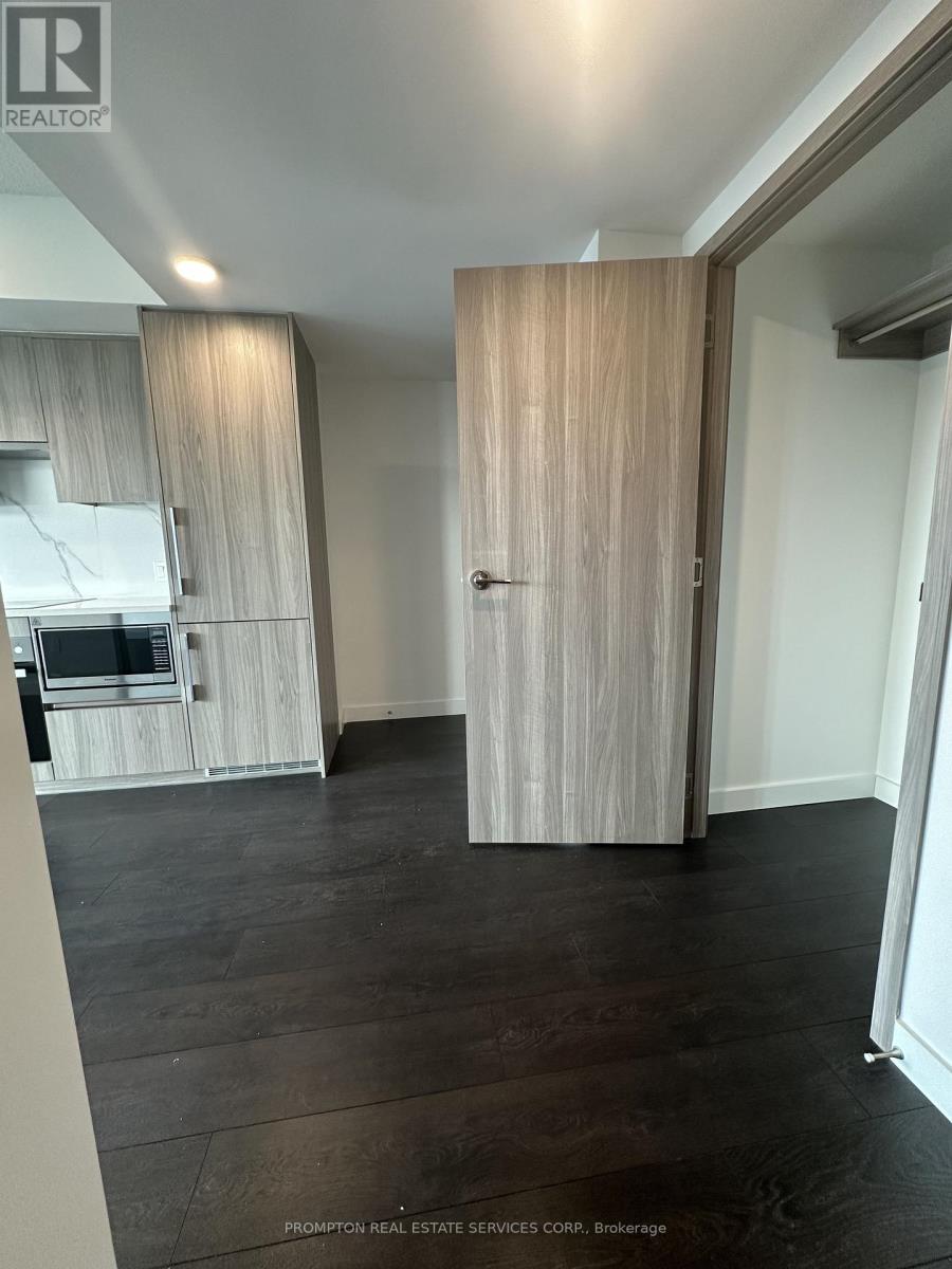 5301 - 3 Concord Cityplace Way, Toronto (Waterfront Communities), Ontario  M5V 0X4 - Photo 12 - C12630784