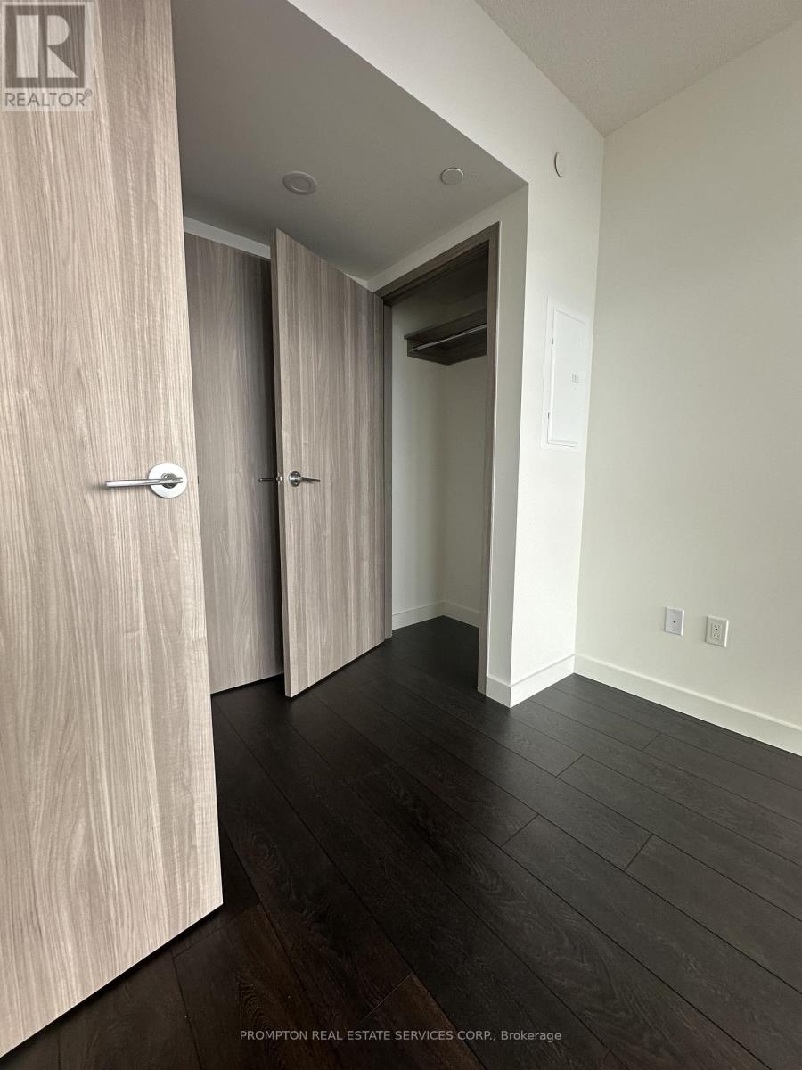 5301 - 3 Concord Cityplace Way, Toronto (Waterfront Communities), Ontario  M5V 0X4 - Photo 13 - C12630784