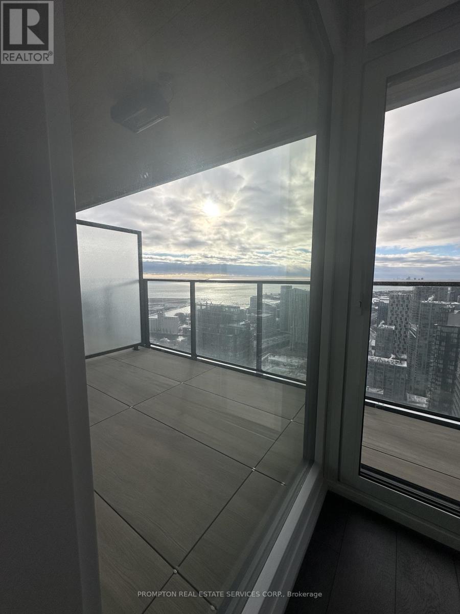 5301 - 3 Concord Cityplace Way, Toronto (Waterfront Communities), Ontario  M5V 0X4 - Photo 16 - C12630784