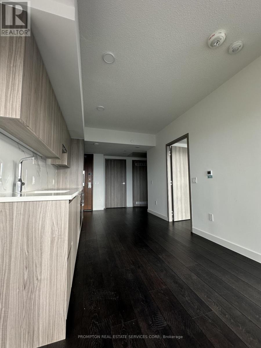 5301 - 3 Concord Cityplace Way, Toronto (Waterfront Communities), Ontario  M5V 0X4 - Photo 8 - C12630784