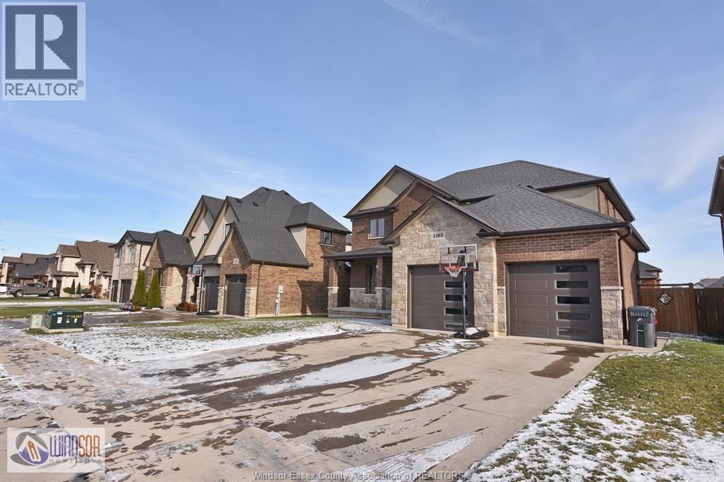 1363 Pascal Avenue, Lakeshore, Ontario N8L 0T6 - Photo 3 - 25031641