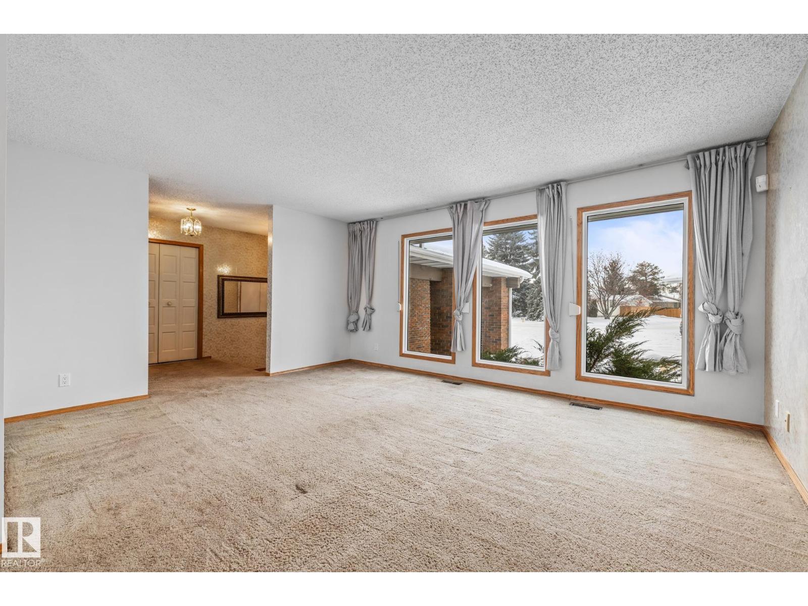 16239 114 St Nw, Edmonton, Alberta  T5X 2L9 - Photo 5 - E4468022