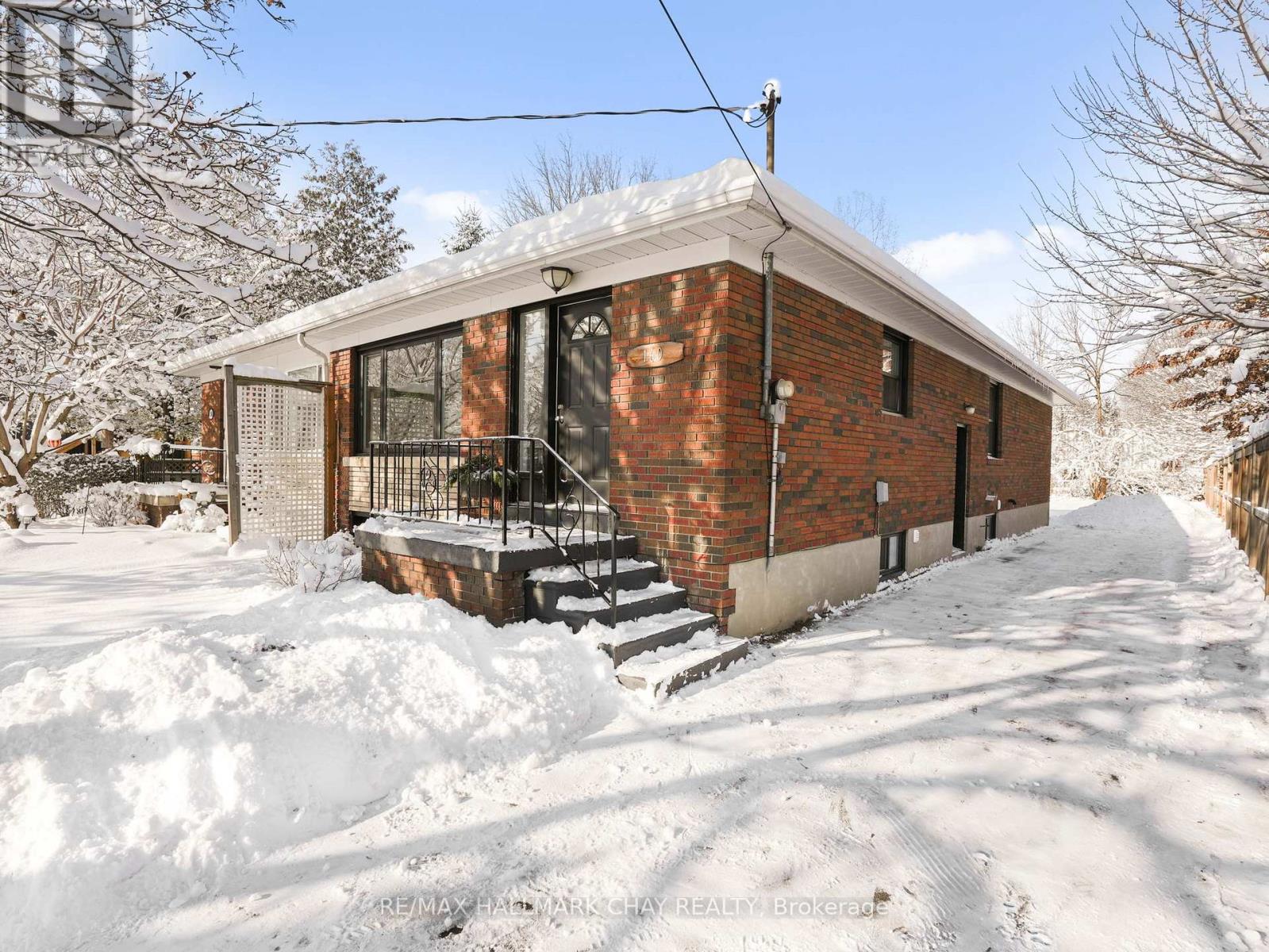 160 Nelson Street E, New Tecumseth, Ontario  L9R 1G4 - Photo 2 - N12581510