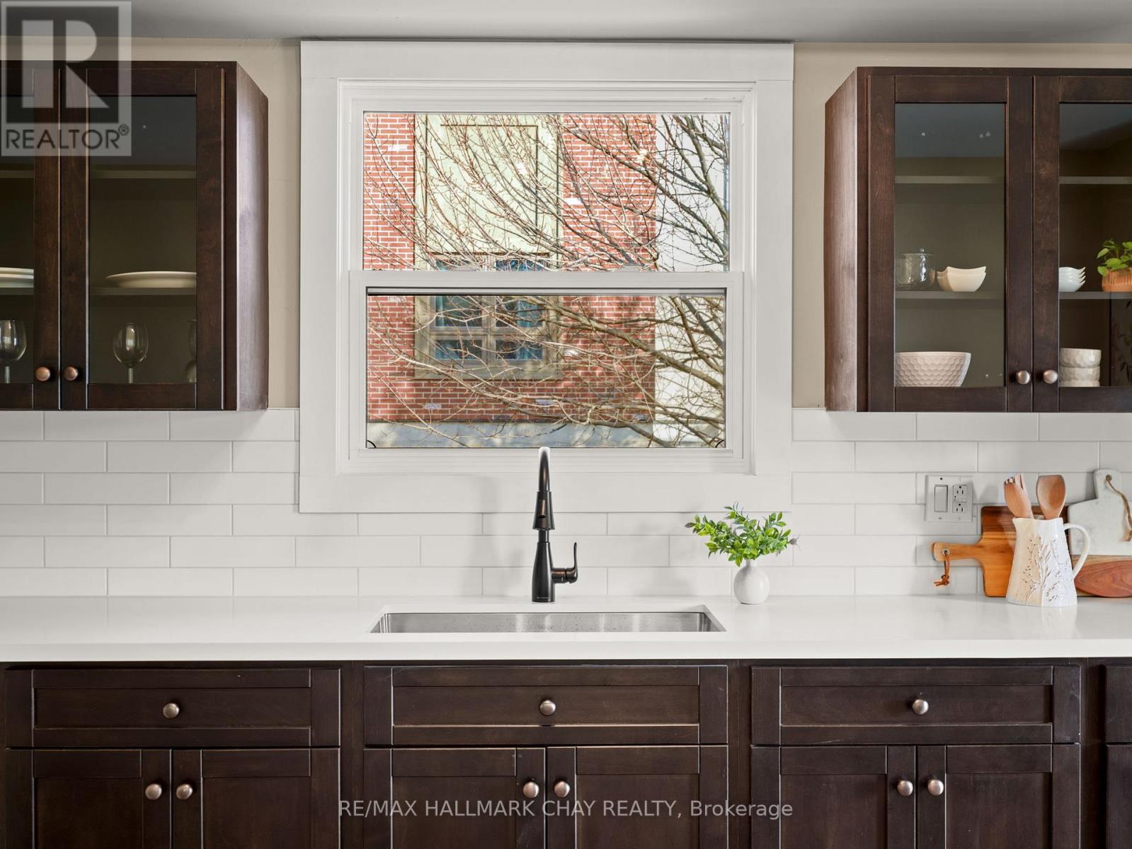 160 Nelson Street E, New Tecumseth, Ontario  L9R 1G4 - Photo 5 - N12581510