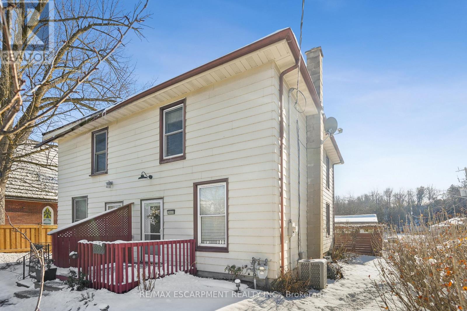 2055 EMBLETON ROAD, Brampton, Ontario