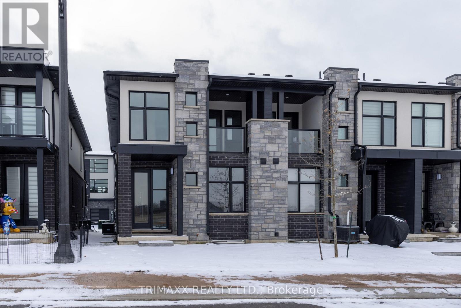 54 Warren Trail, Welland, Ontario L3B 0N8 - Photo 3 - X12630188