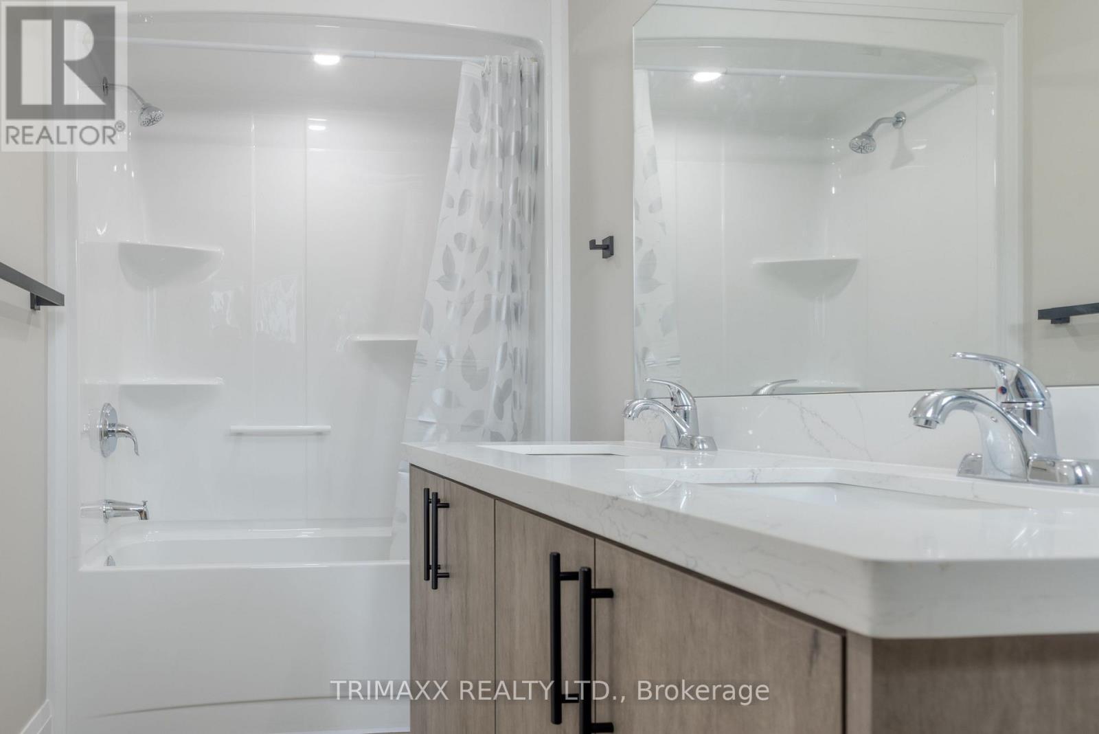 54 Warren Trail, Welland, Ontario L3B 0N8 - Photo 25 - X12630188