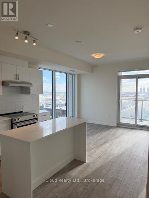 921 - 8960 Jane Street, Vaughan, Ontario  L4K 0N9 - Photo 10 - N12630758