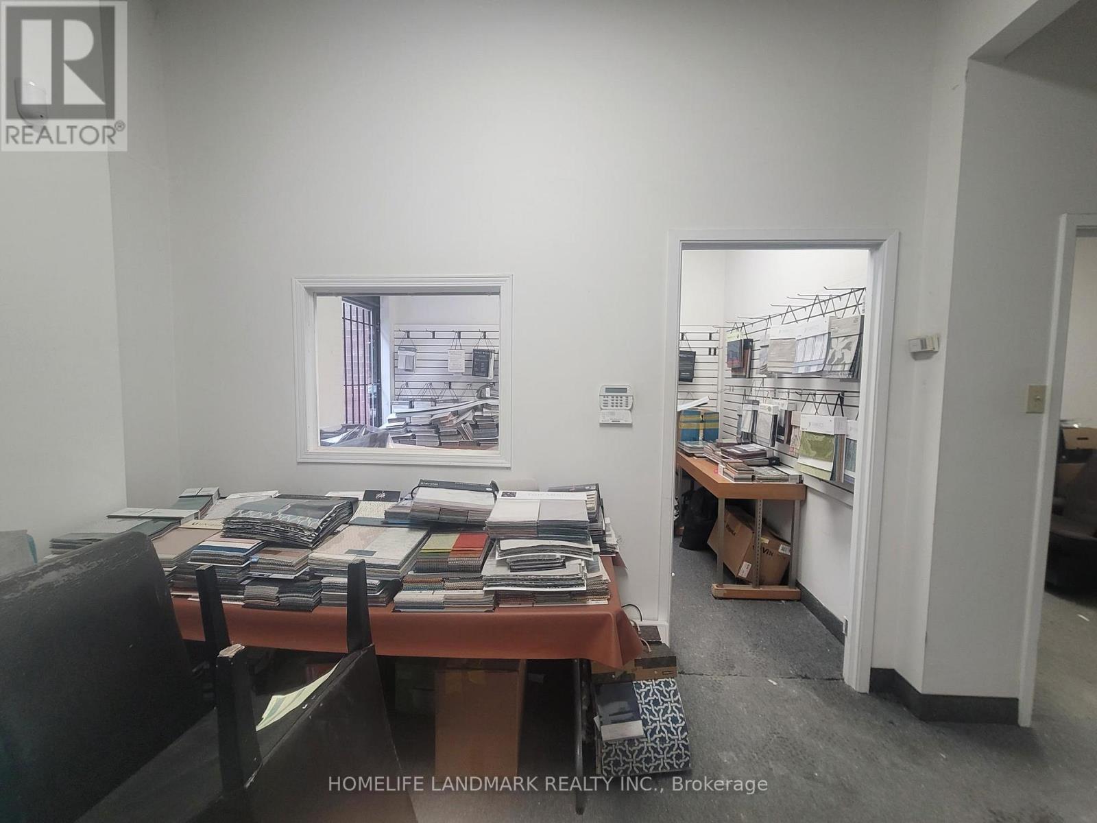 #10 - 60 Amber Street, Markham (Milliken Mills West), Ontario  L3R 2Z9 - Photo 3 - N12630786