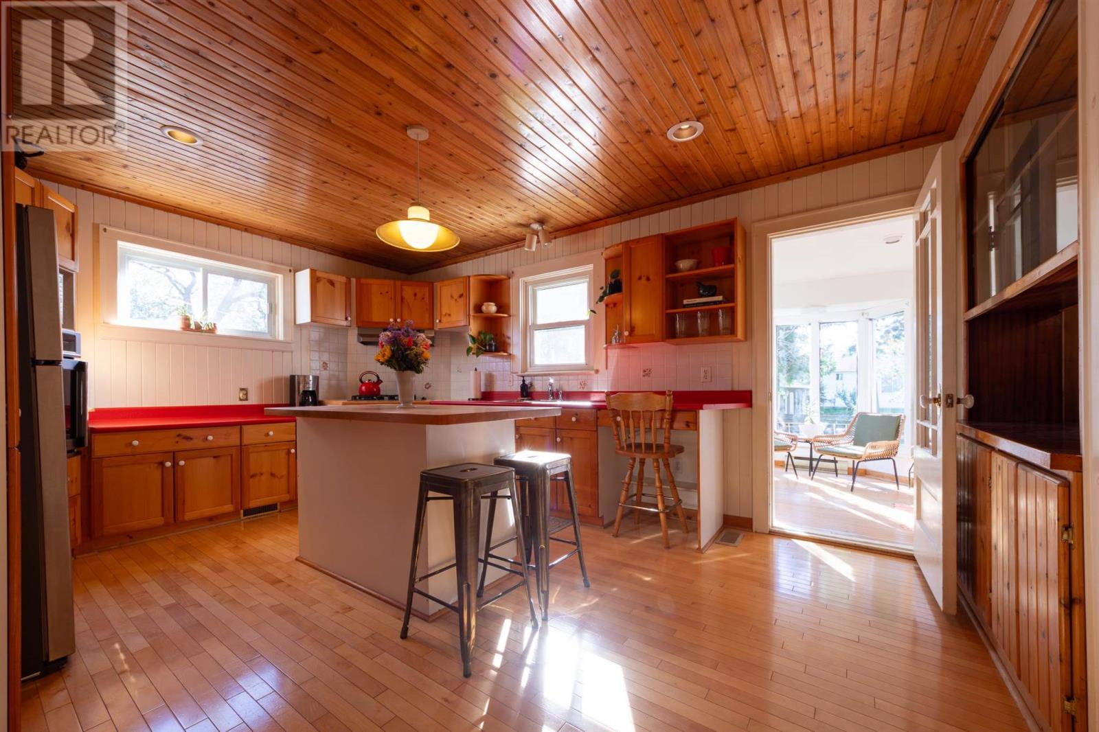 157 East Balfour St, Sault Ste. Marie, Ontario  P6C 1X7 - Photo 5 - SM252940