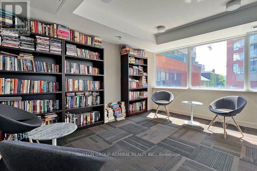 702 - 20 Joe Shuster Way, Toronto, Ontario  M6K 0A3 - Photo 9 - W12630764