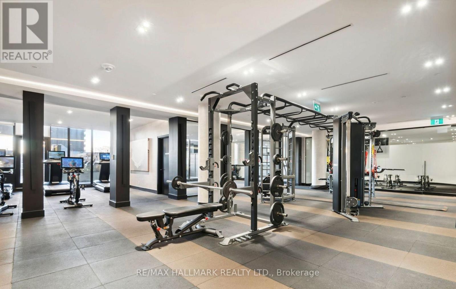 402 - 270 Dufferin Street, Toronto, Ontario  M6K 0H8 - Photo 20 - W12630768