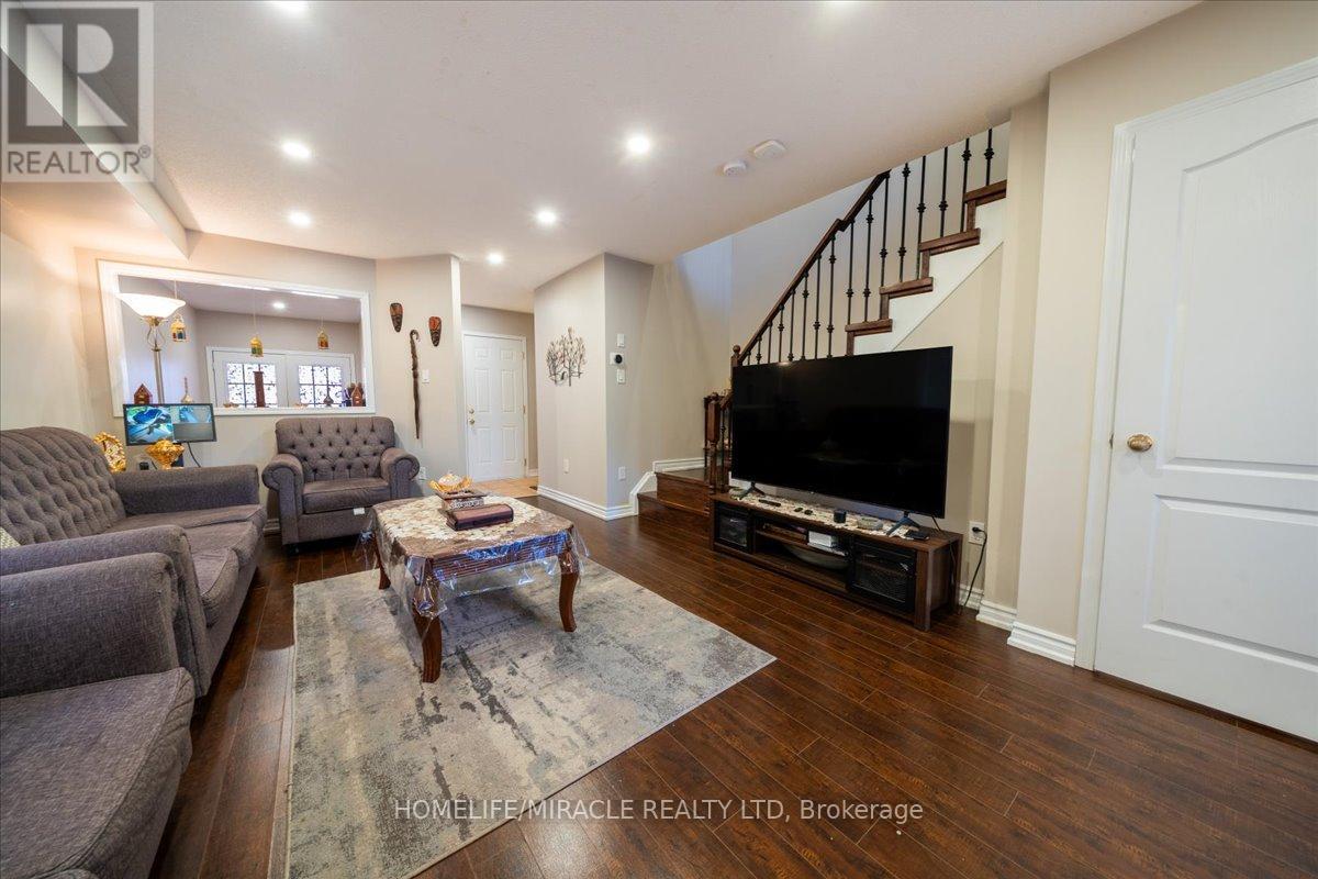 326 Albright Road, Brampton, Ontario  L6X 0H8 - Photo 12 - W12630808