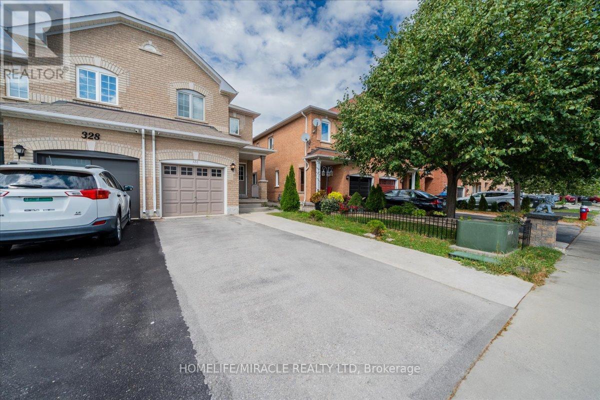 326 Albright Road, Brampton, Ontario  L6X 0H8 - Photo 3 - W12630808