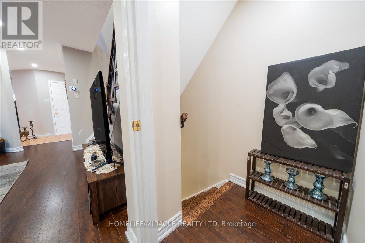 326 Albright Road, Brampton, Ontario  L6X 0H8 - Photo 35 - W12630808