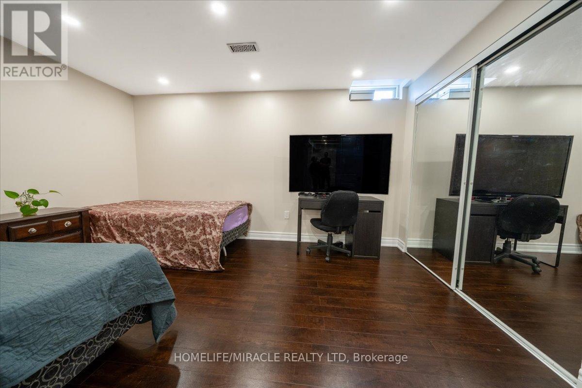 326 Albright Road, Brampton, Ontario  L6X 0H8 - Photo 42 - W12630808