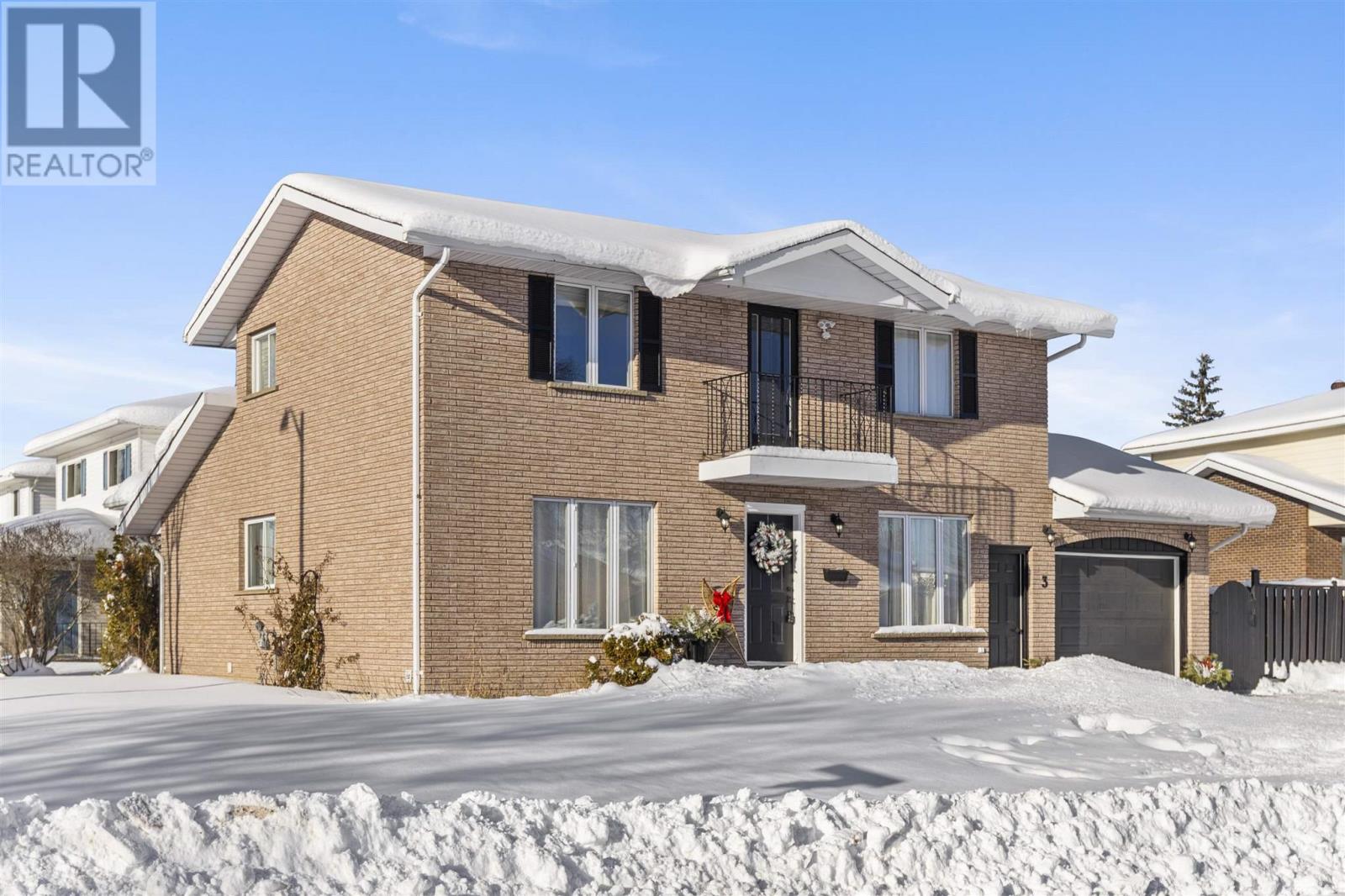 3 Charlotte Dr, Sault Ste. Marie, Ontario P6B 5S6 - Photo 3 - SM253444