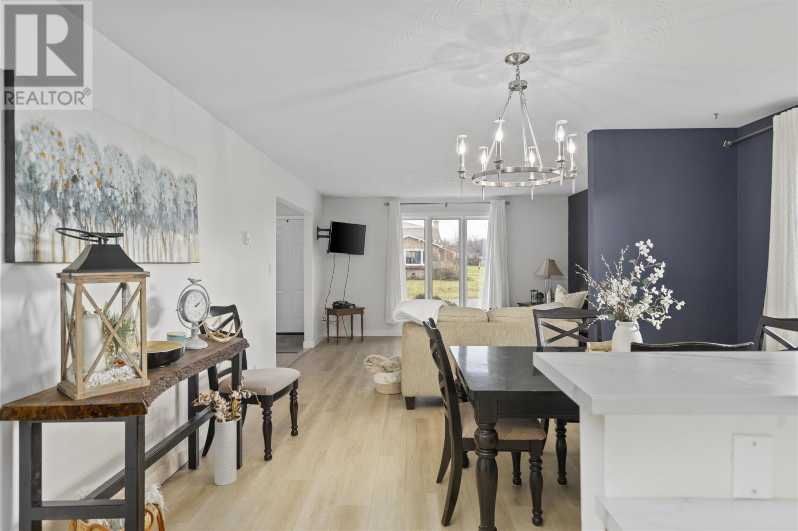 3 Charlotte Dr, Sault Ste. Marie, Ontario P6B 5S6 - Photo 11 - SM253444