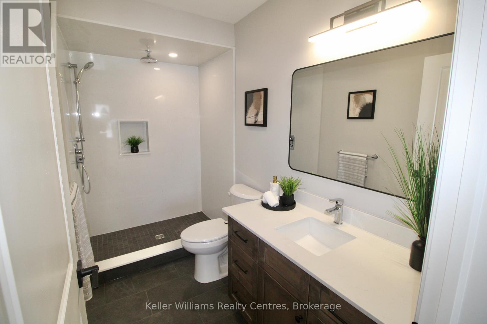 772 18th Street, Hanover, Ontario N4N 0C7 - Photo 19 - X12630878