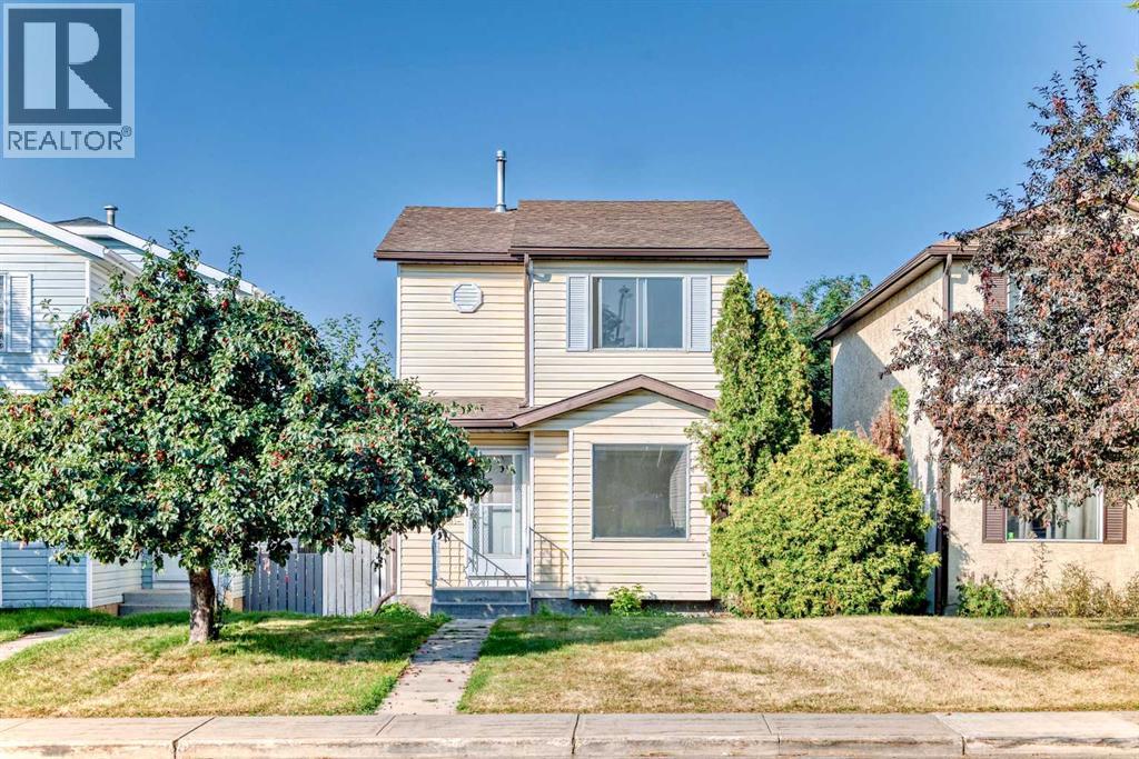 7352 59 Avenue, Red Deer, Alberta T4P 3L9 - Photo 3 - A2252173