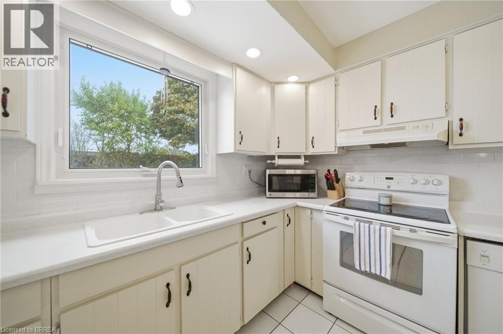 36 Black Locust Way, Brantford, Ontario  N3R 7C7 - Photo 18 - 40785460