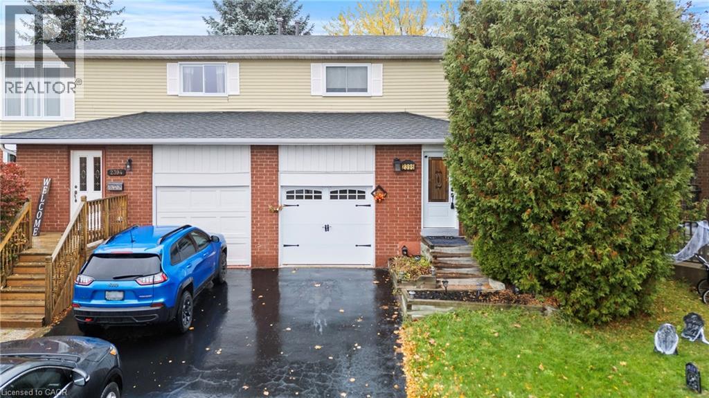 2396 Lyford Lane, Burlington, Ontario L7P 3Y8 - Photo 1 - 40788941