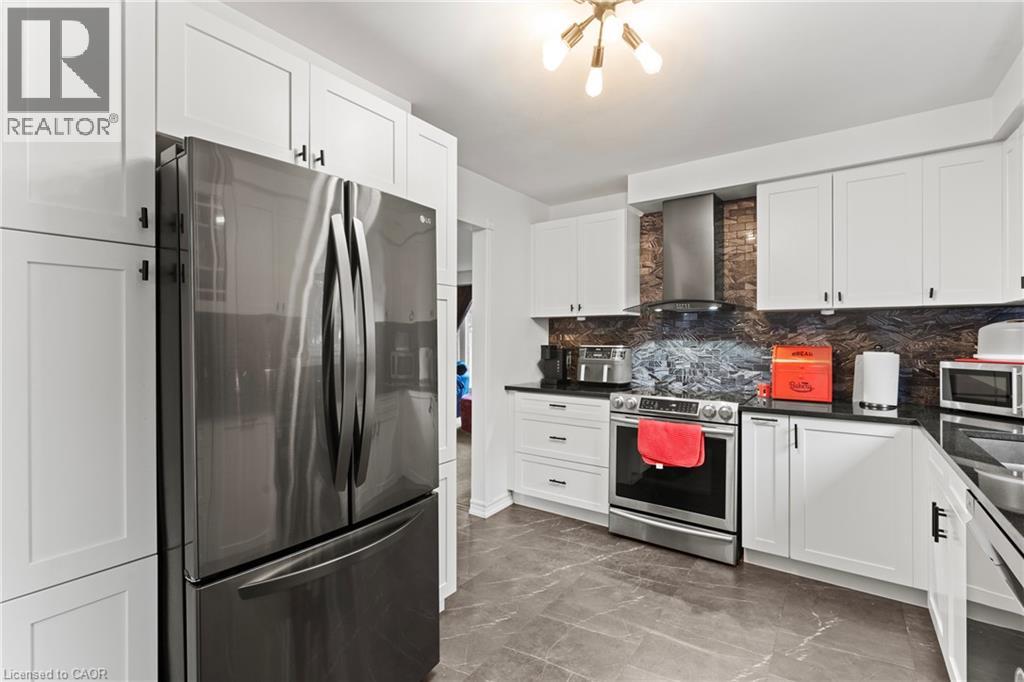 2396 Lyford Lane, Burlington, Ontario L7P 3Y8 - Photo 6 - 40788941