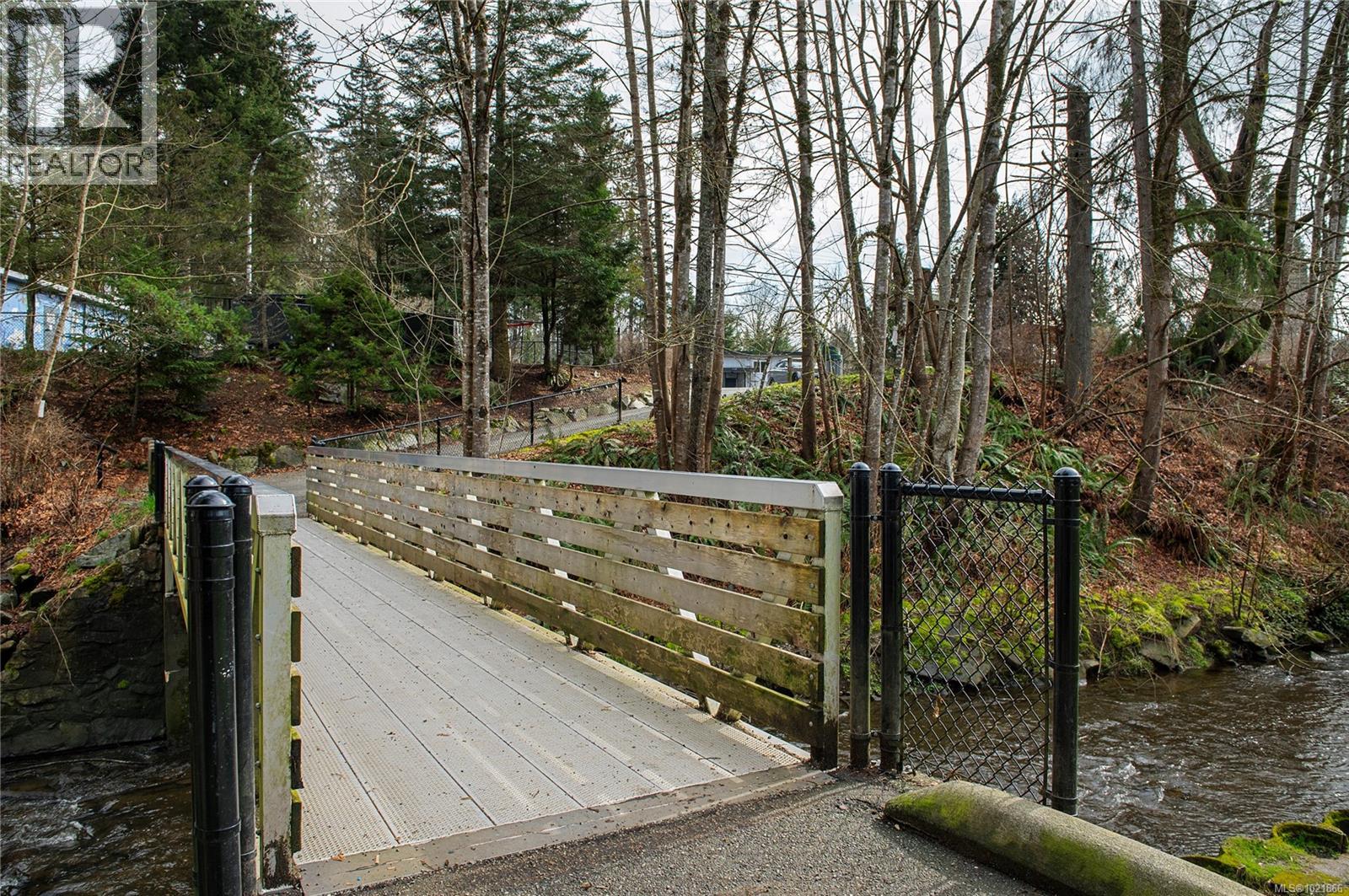 1120 1st St, Courtenay, British Columbia V9N 1A9 - Photo 45 - 1021866