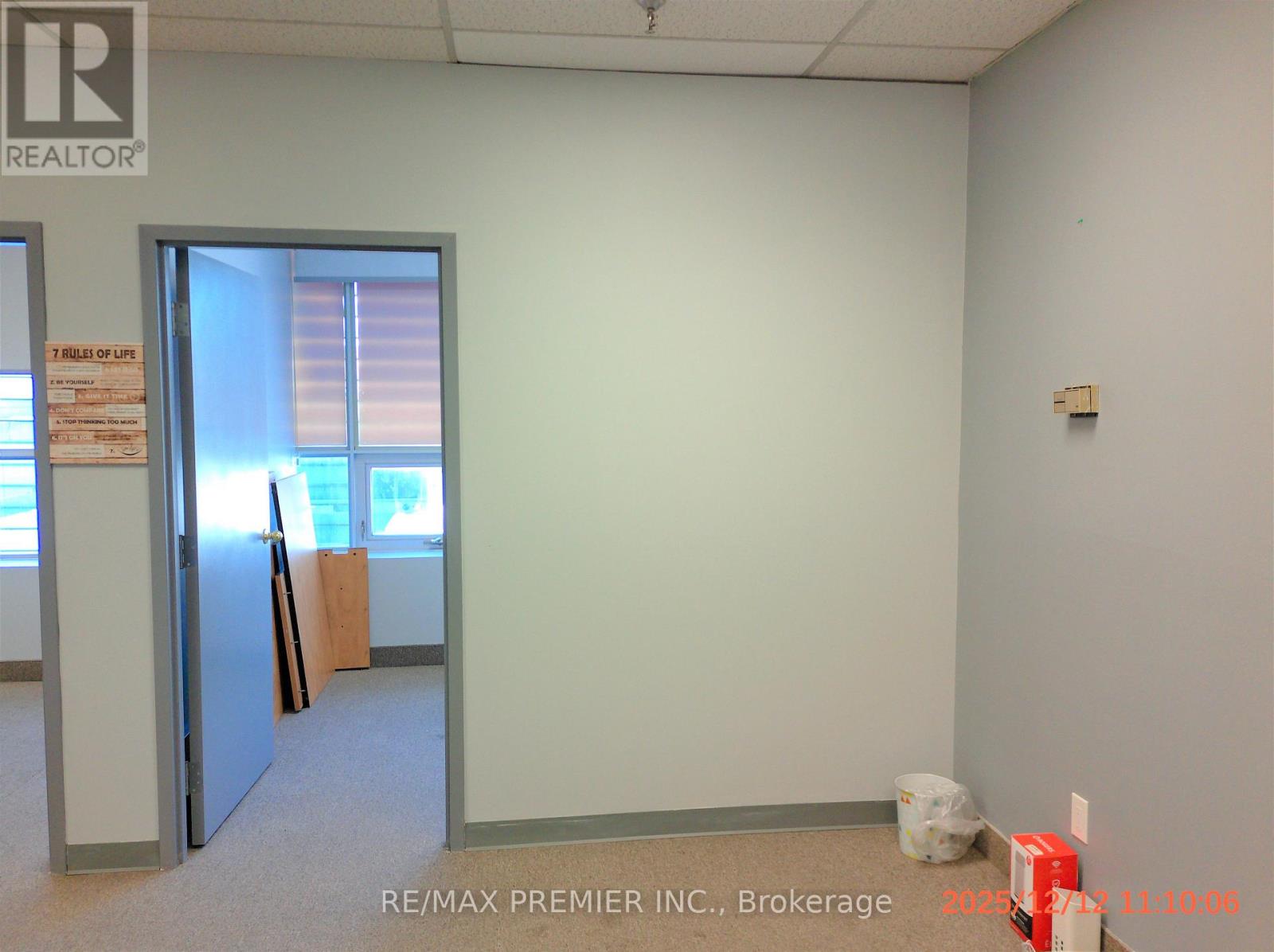 201 - 2200 Martin Grove Road, Toronto, Ontario  M9V 5H9 - Photo 7 - W12520664