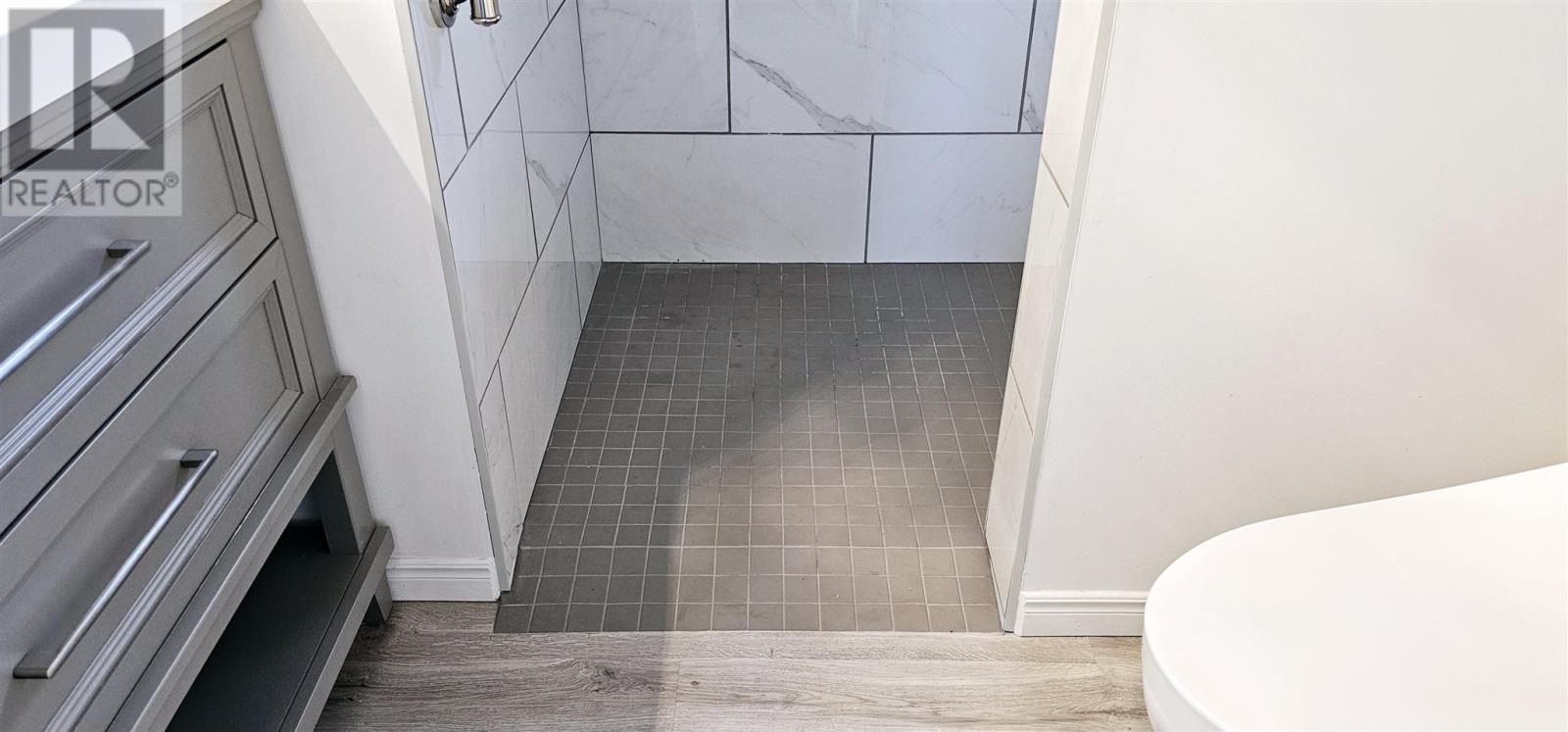 700 East Green Bay Rd, Mcgregor/shuniah, Ontario P7A 0H5 - Photo 13 - TB251156