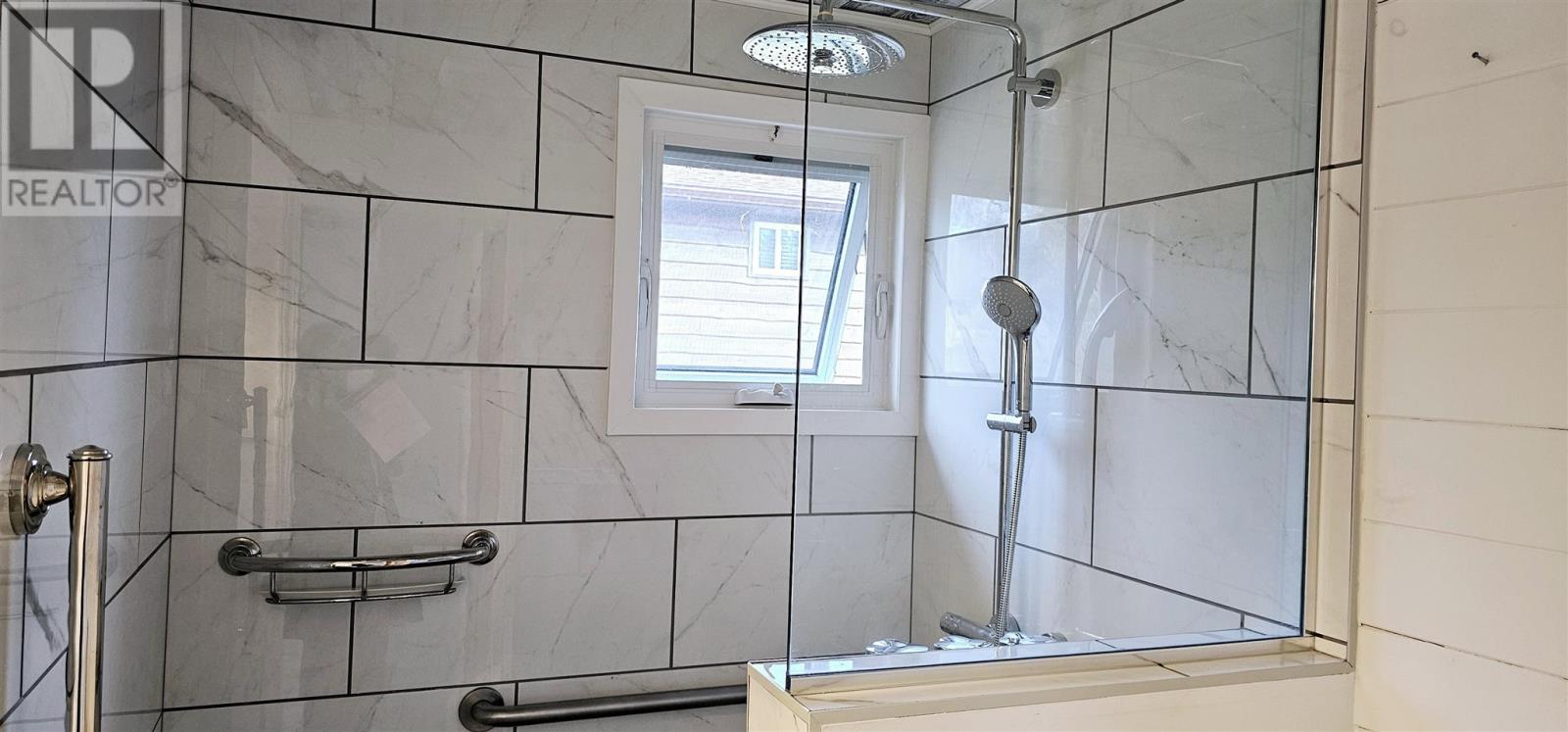 700 East Green Bay Rd, Mcgregor/shuniah, Ontario P7A 0H5 - Photo 11 - TB251156