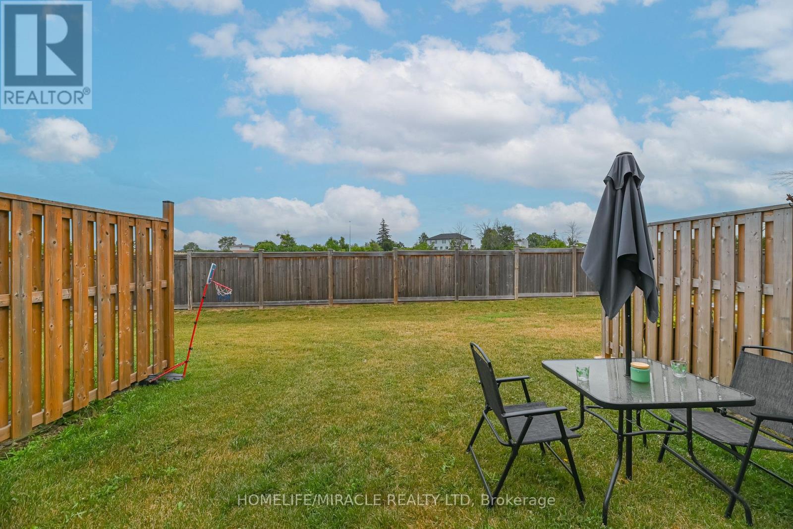 15 - 35 Midhurst Heights, Hamilton, Ontario  L8J 0K9 - Photo 47 - X12630788
