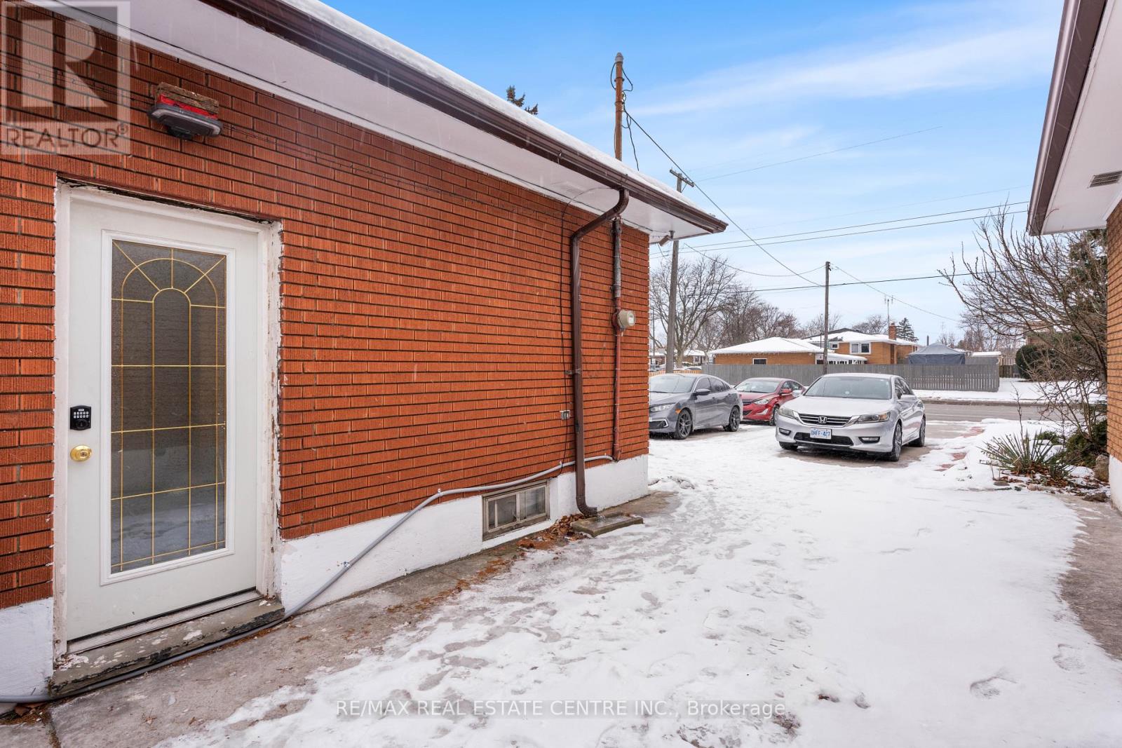 953 Upper Sherman Avenue, Hamilton, Ontario  L8V 3N4 - Photo 30 - X12630798