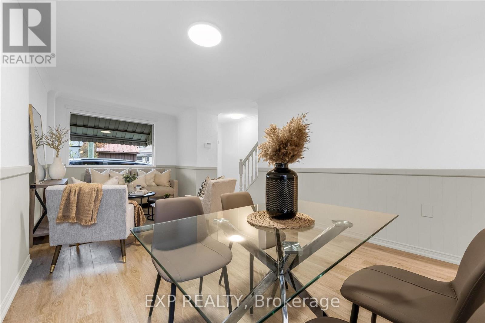 11 Ford Street, Hamilton, Ontario  L8N 2P4 - Photo 8 - X12630810