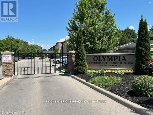 4611 Pettit Avenue, Niagara Falls (Morrison), Ontario  L2E 0B2 - Photo 2 - X12630884