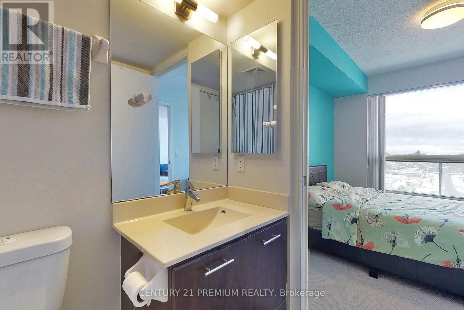 1015 - 135 Village Green Square, Toronto, Ontario  M1S 0L7 - Photo 14 - E12630460