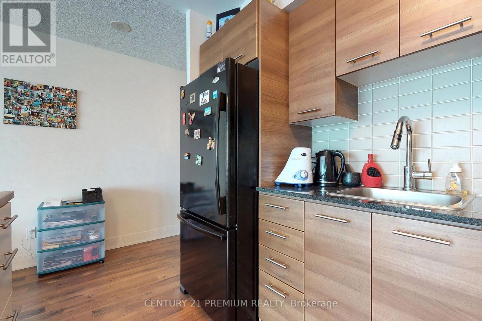 1015 - 135 Village Green Square, Toronto, Ontario  M1S 0L7 - Photo 11 - E12630460